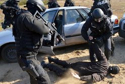 Policyjni antyterroryści w akcji