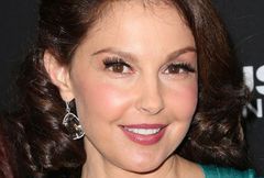 Opuchnięta twarz Ashley Judd