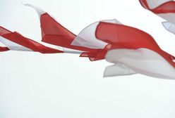 Trzej mężczyźni podejrzani o znieważenie flagi narodowej