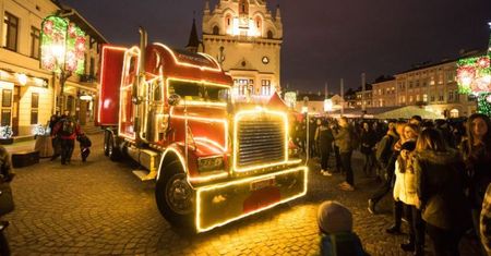 Poznaj trasę przejazdu ciężarówek Coca-Coli