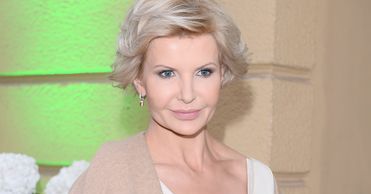 Piękna Joanna Racewicz na pokazie sukienek