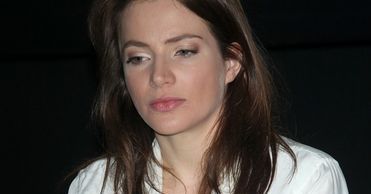 Anna Dereszowska: jej matka zmarła na nowotwór. Czy aktorka zdecyduje się na drastyczny krok?