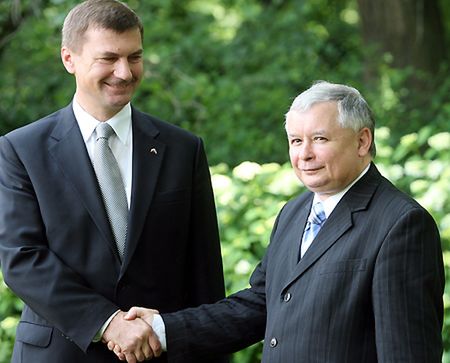 Premierzy Polski i Estonii za umocnieniem wzajemnych stosunków
