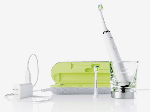 TEST: Soniczna szczoteczka do zębów Philips Diamond Clean - perfekcyjny uśmiech
