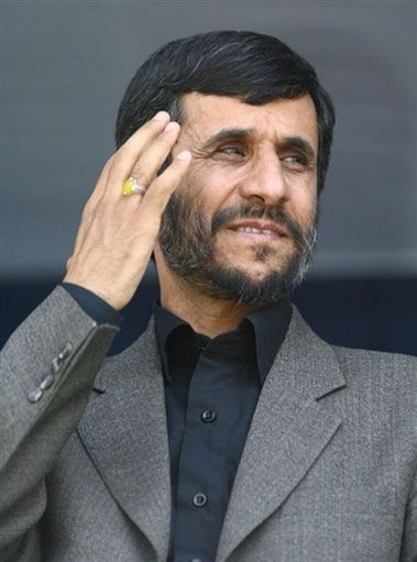 Ahmadineżad: nie zaatakujemy Izraela, USA nie tknie nas