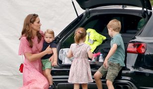 Księżna Kate z dziećmi na rowerach. Rozkoszne chwile!