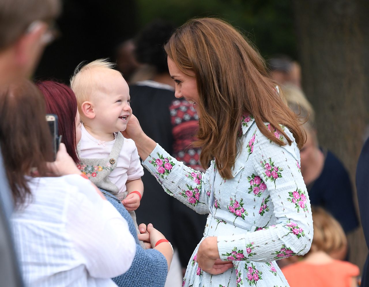 Kate Middleton bawiła się z dzieckiem i opowiedziała, jaki jest Louis. Nagranie robi furorę