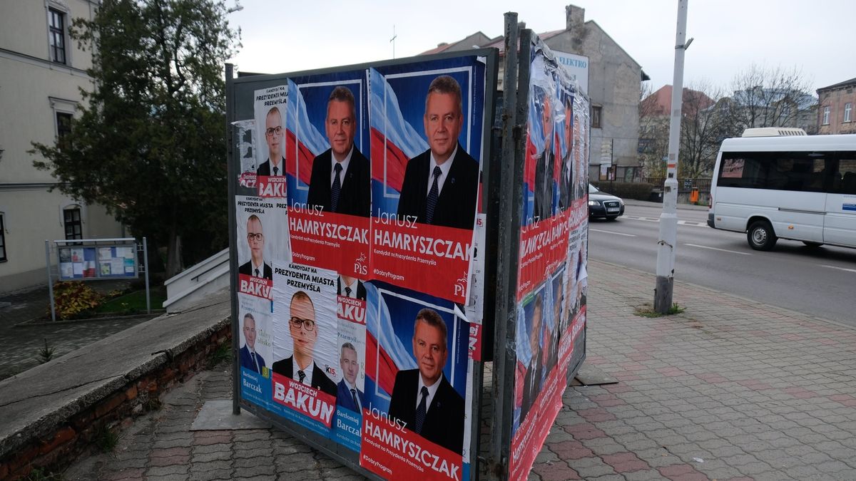 Koszty plakatów wyborczych to miliony złotych