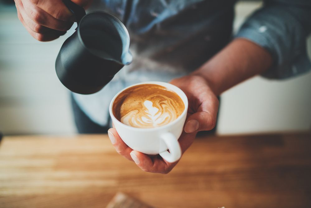 Zostań domowym baristą! Wszystko, czego potrzebuje do szczęścia miłośnik dobrej kawy