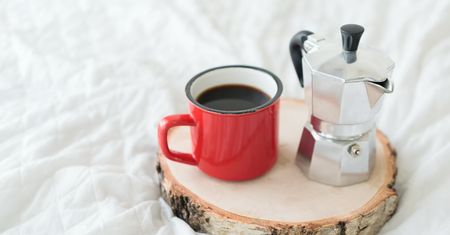 Kawiarki do 100 złotych. Prawdziwa gratka dla miłośników aromatycznej kawy