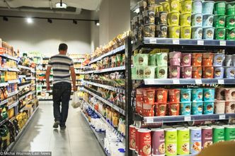 Zakaz handlu. Większość Polaków nic na nim nie zaoszczędziła, a część wydaje jeszcze więcej