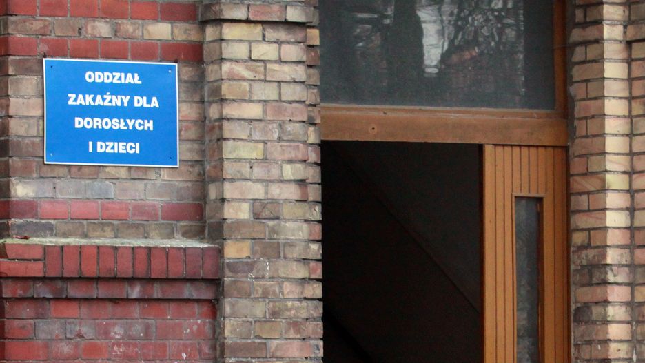 Dziecko nie przeszło też kilkunastu innych wymaganych szczepień