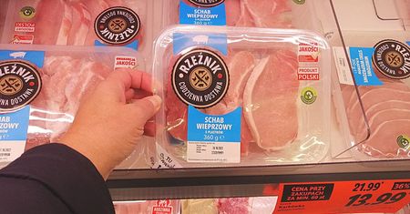 Kupujesz pocięty schab w paczkach? Ten trik producentów może wprowadzić was w błąd