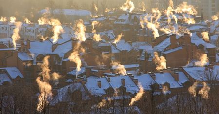 Przyczyna smogu tkwi również w budynkach