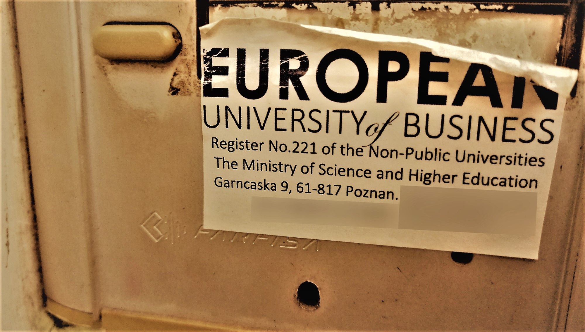 Informacja o szkole European University of Business