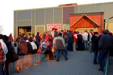 "Mrówki" blokują terminal na przejściu granicznym w Medyce