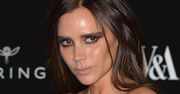 Myśleliście, że Victoria Beckham porzuciła seksowne dekolty? Mylicie się! Zobaczcie tylko jaką wybrała kreację [zdjęcia]