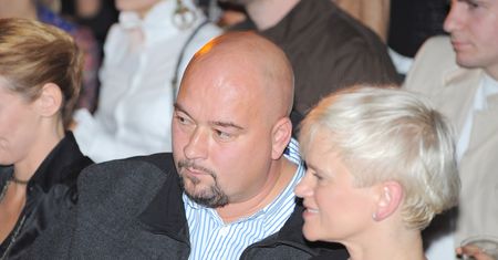 Katarzyna Figura odkłada operację ręki. Boi się, że straci dzieci