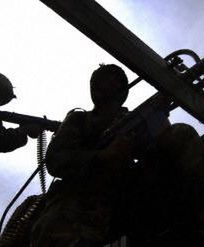 Pakistańczycy walczą z islamskimi partyzantami