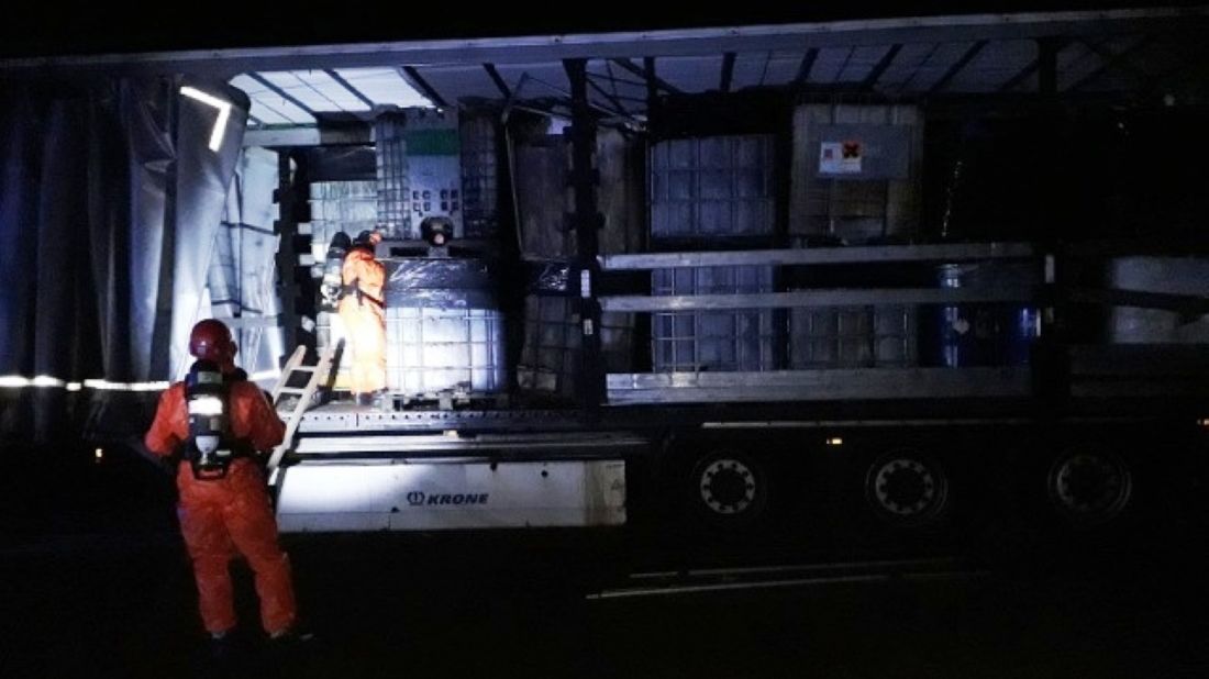 Nielegalne składowisko odpadów w Szołajdach.