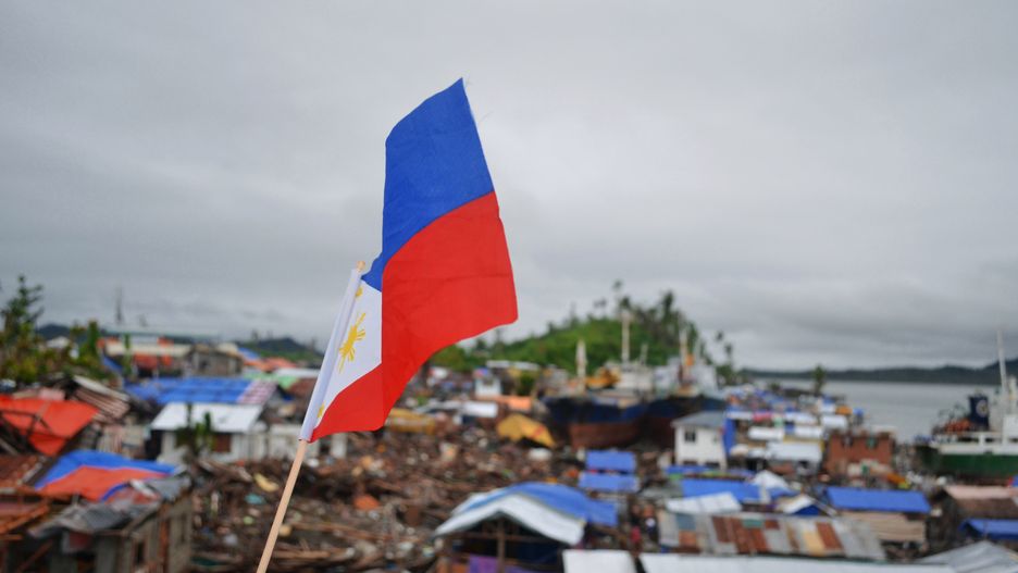 Filipiny - co najmniej 85 osób zginęło na skutek kataklizmów spowodowanych burzą Usman.