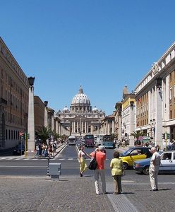 Restauracje w Rzymie. 500 złotych za hot dogi i kanapkę