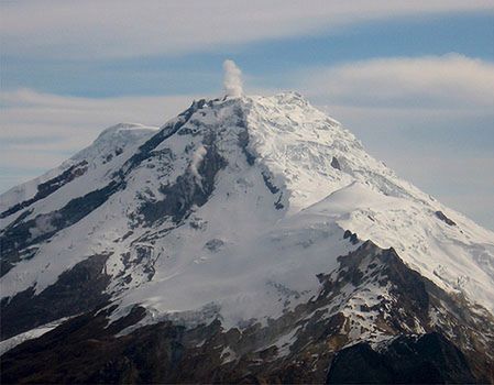 15 tysięcy ludzi ewakuowano z powodu erupcji wulkanu