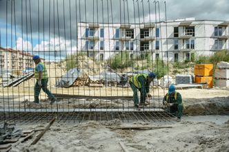 Polnord szuka inwestorów i walczy o przetrwanie. Biznes od dawna przynosi straty, a akcje spadają