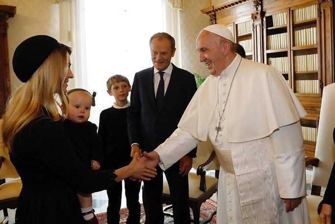 Kasia Tusk z córką w Watykanie