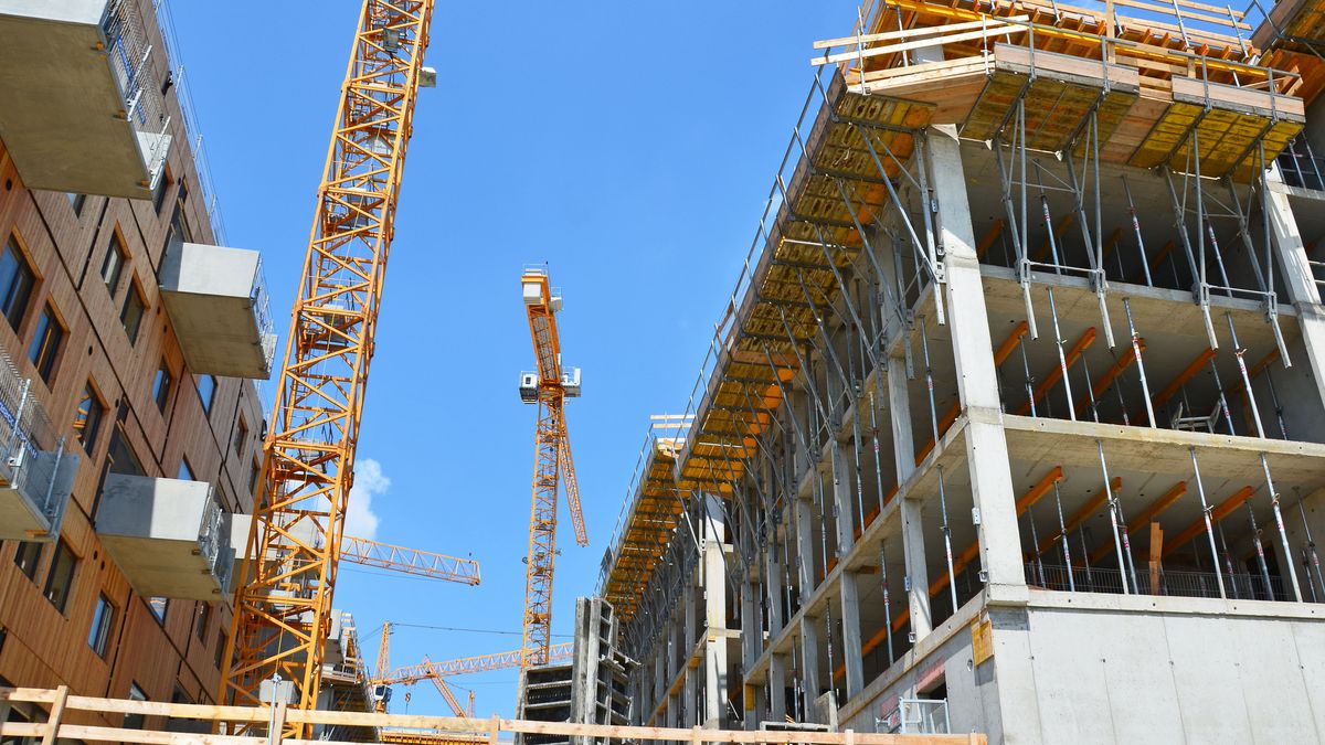 Uderzenie koronawirusa i narodowa kwarantanna zarządzona przez polityków jest sporym problemem dla rynku nieruchomości.