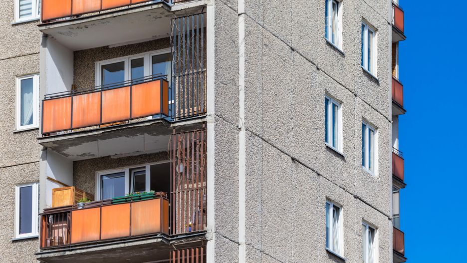 "Wstydzę się swojego mieszkania"