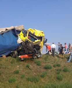 Wypadek polskiego autokaru na Węgrzech. Zderzył się z autem dostawczym