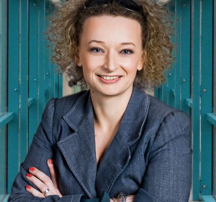 Rak był dla niej jak cios obuchem w głowę. Kiedy wyzdrowiała, postanowiła pomóc innym