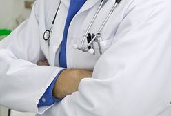 Zatrzymano lekarza, który za pieniądze wystawiał zwolnienia
