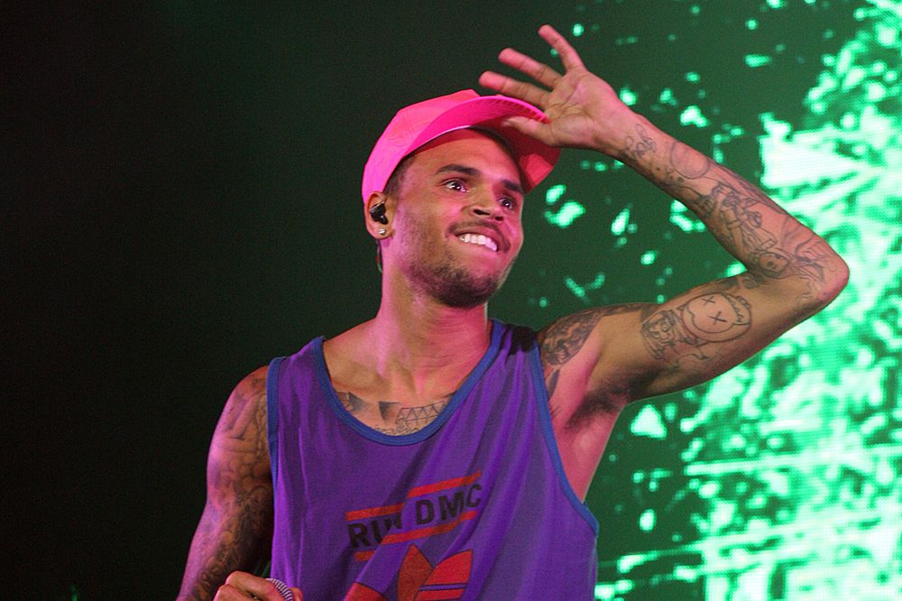 Chris Brown atakuje Chvrches. "Życzę, by wpadli pod autobus"