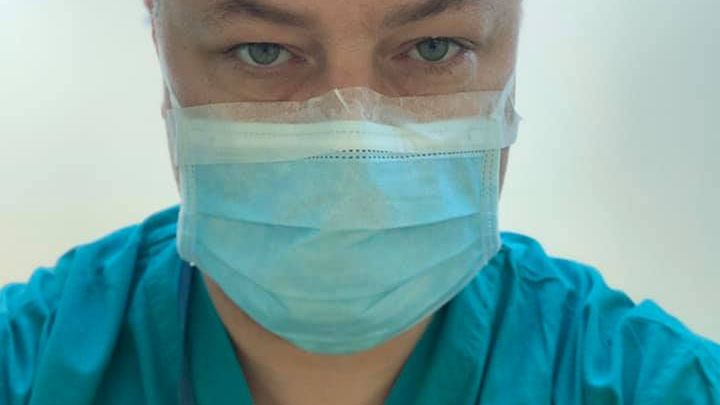 Lekarz Michał Buczyński mówi o działaniu maseczek ochronnych