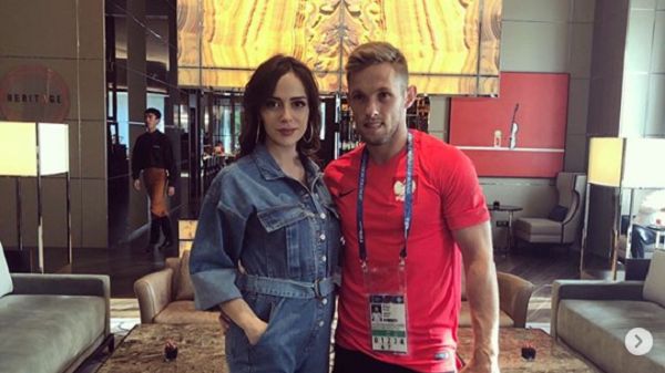 Lana Rybus maskuje swoje krągłości