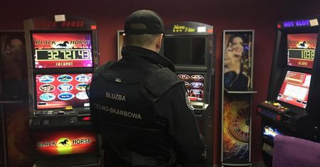 Nielegalny hazard na Pomorzu. 11 osób zatrzymanych