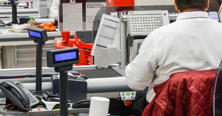 Wyższe płace zamiast zakazu handlu w niedzielę. OPZZ chce odrzucenia projektu "S"