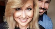 Katarzyna Skrzynecka z mężem między nogami świętuje 50. urodziny! Zgrabnych łydek może pozazdrość jej J.Lo