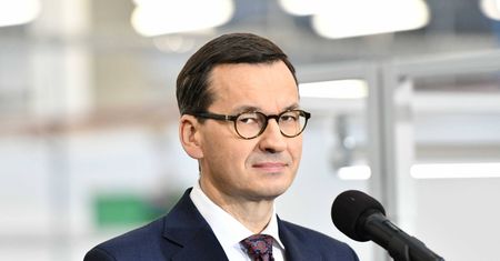 Rząd przegrywa z kalendarzem i konstytucją. Podwyżka akcyzy się opóźni
