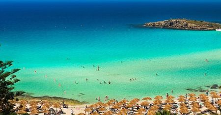 Najsłynniejsze plaże Cypru. Gdzie warto kąpać się nawet w październiku
