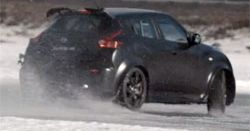Nissan Juke-R na lodzie