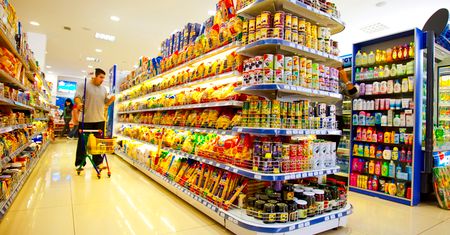 Szantażysta grozi zatruciem żywności w supermarketach. Niemiecka policja: sprawca pozbawiony skrupułów