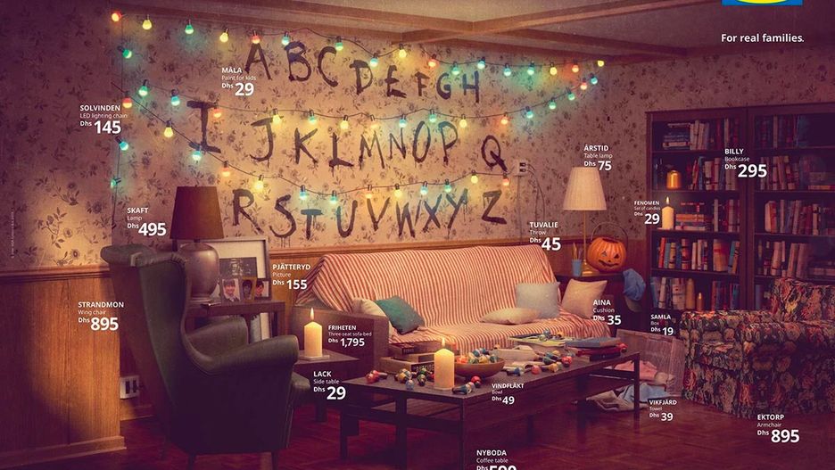 “Simpsonowie”, “Przyjaciele” i “Stranger Things” w reklamie Ikei. Firma odtwarza pokoje z kultowych seriali