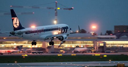 Warszawa. Okęcie. Samolot lecący do Katowic został zawrócony na lotnisko