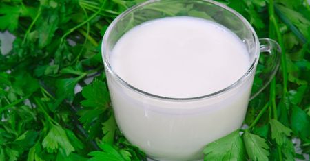 Dieta kefirowa - zasady i efekty. Kefir a odchudzanie
