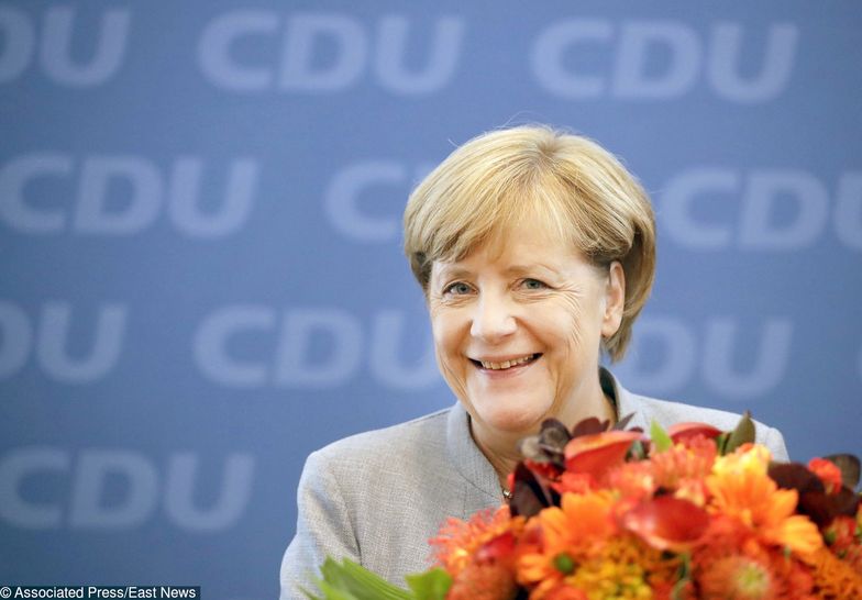 Angela Merkel wpompowała w gospodarkę nowe miliardy euro, a i obywatele pomogli