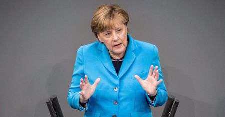 Angela Merkel w kłopocie. Afera azylowa dot. uchodźców zatacza coraz szersze kręgi