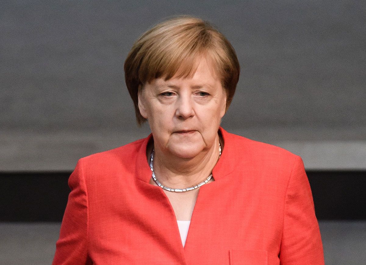 Merkel broni Polski w sporze z UE. "Bodźce zamiast kar"